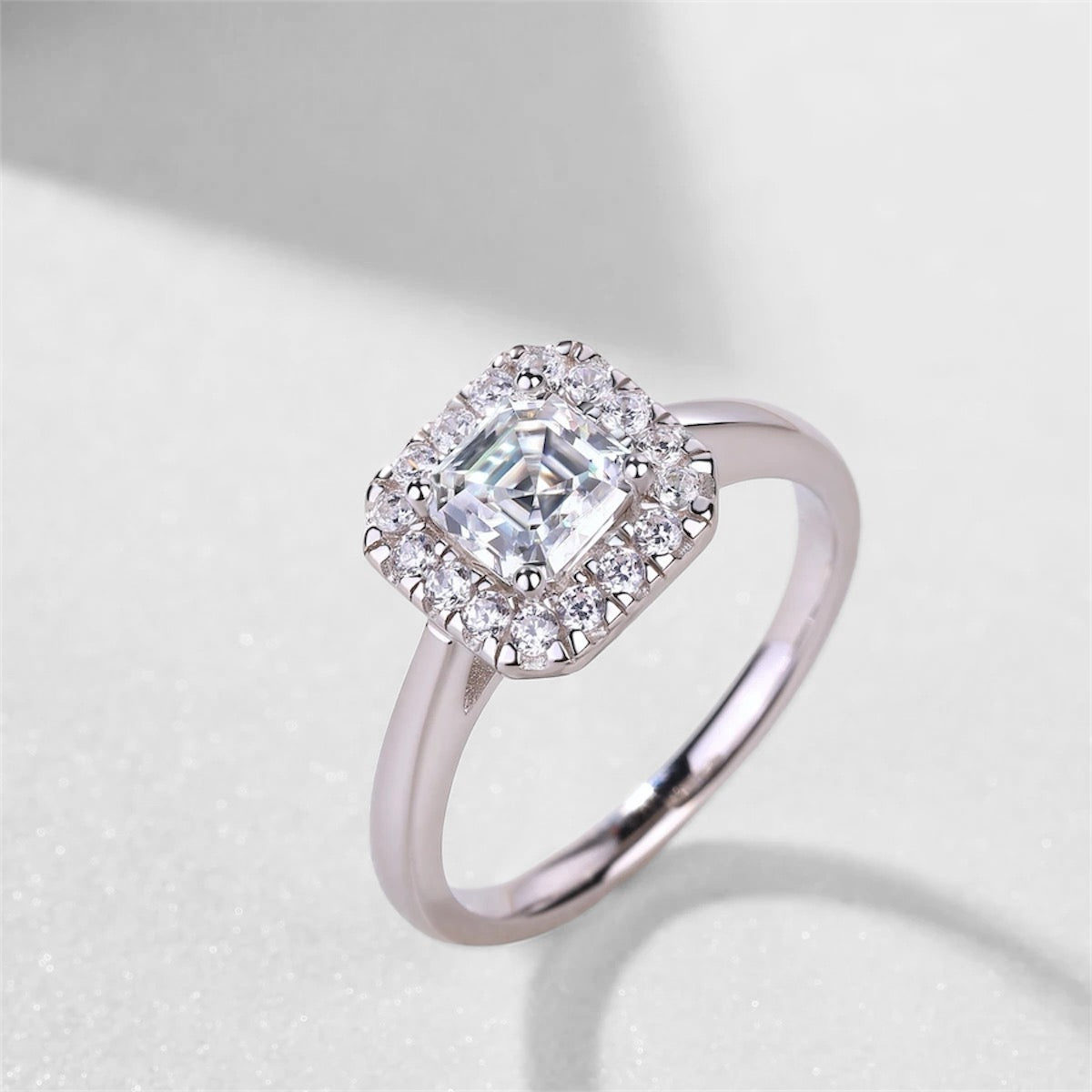 VVS Moissanite Diamond Asscher Ring